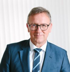 Portrait des FMA-Vorstands Helmut Ettl