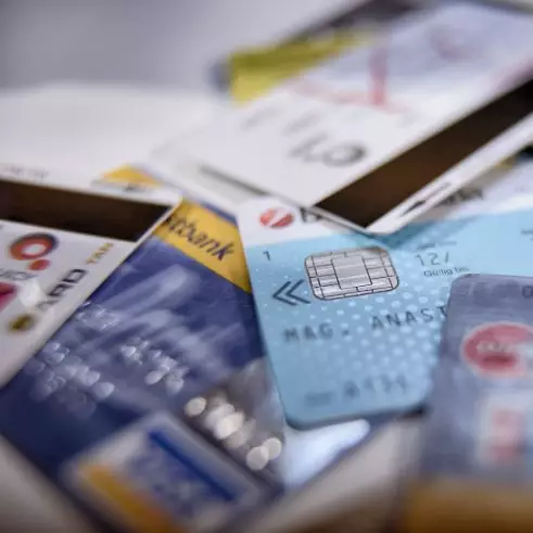 Dieses Foto zeigt Bankomatkarten